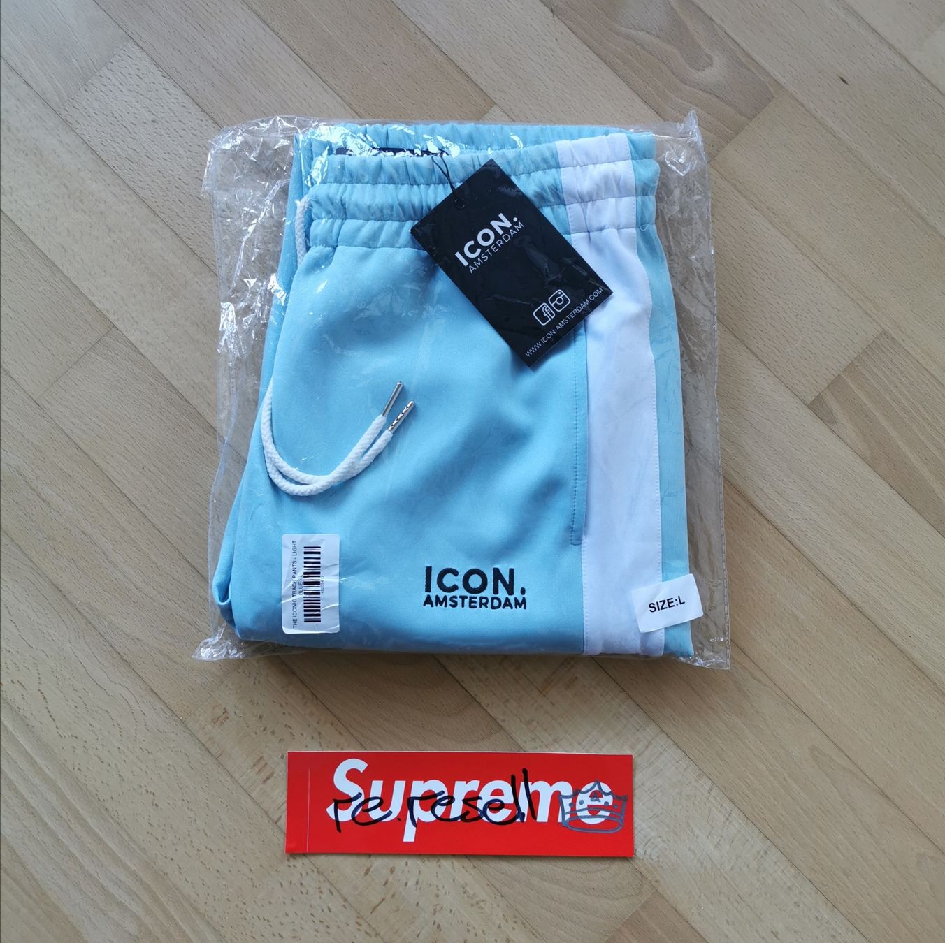 Icon Hosen: Icon Amsterdam Trainerhosen – Neu und originalverpackt aus Stans von RemoZimmermann