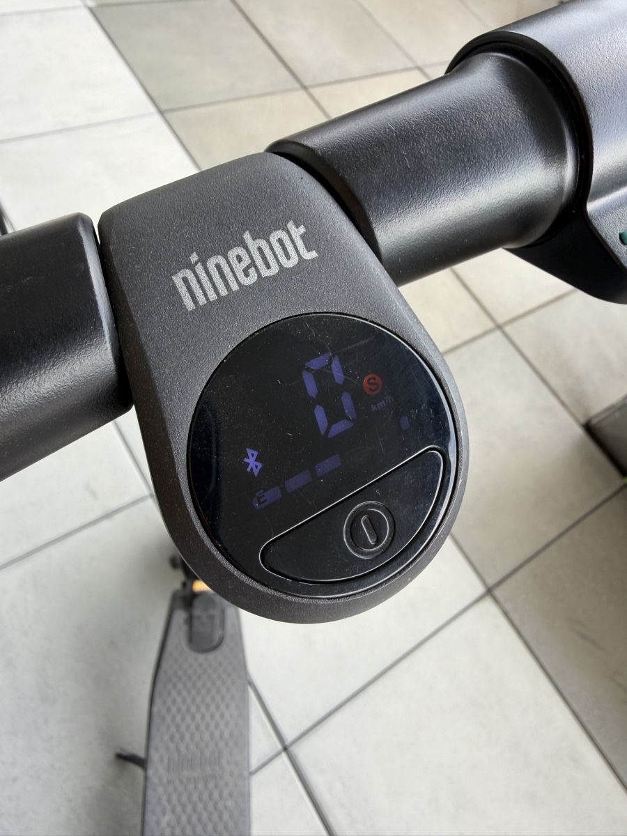 Segway Kickboard: Segway Ninebot ES2 – D'occasion à Rheineck par Gallus94 6
