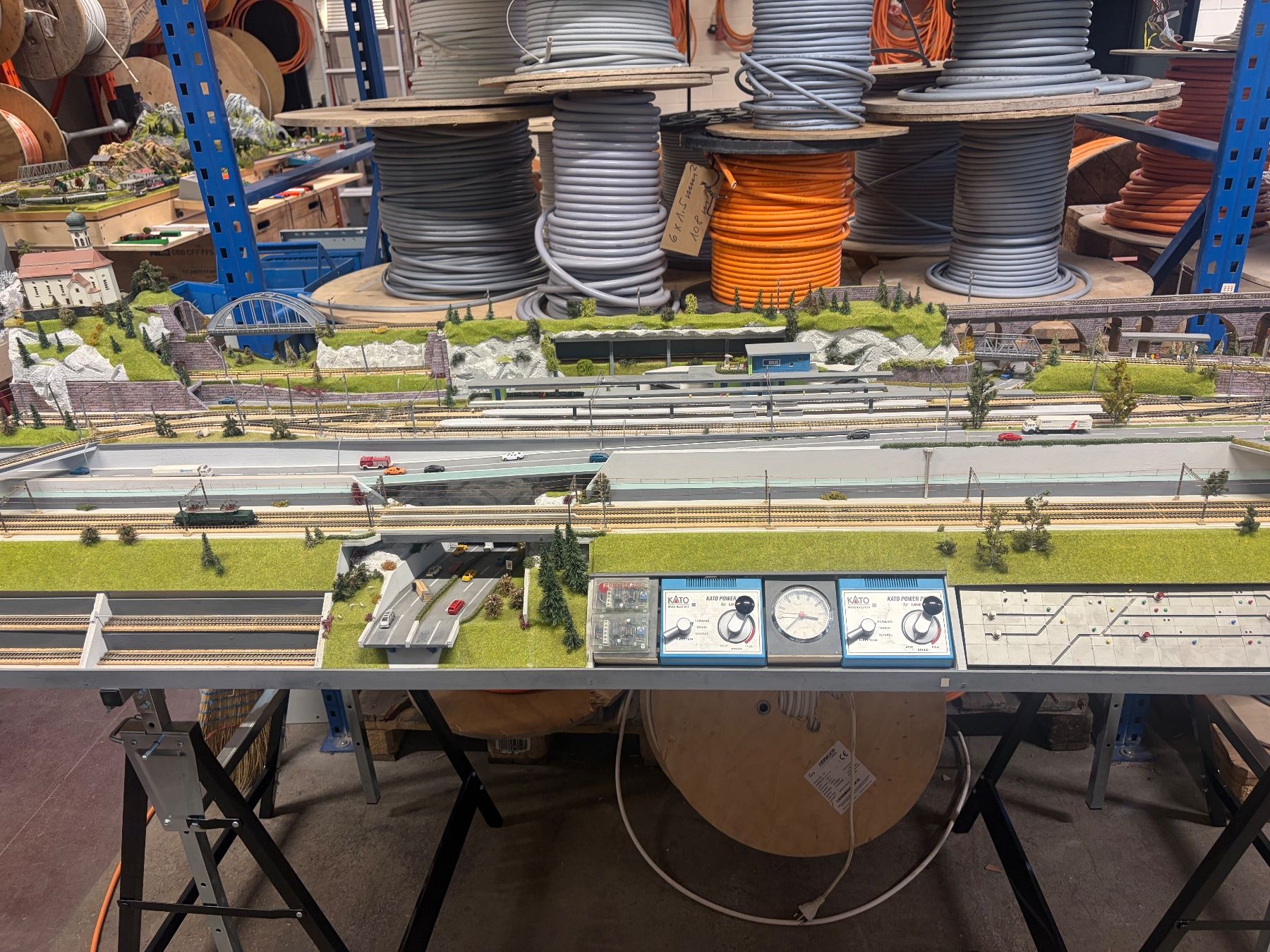 Trix Modellini di ferrovie: Modellbahn Anlage Spur N Minitrix – Usato da Wil SG venduto da steinlin07 1