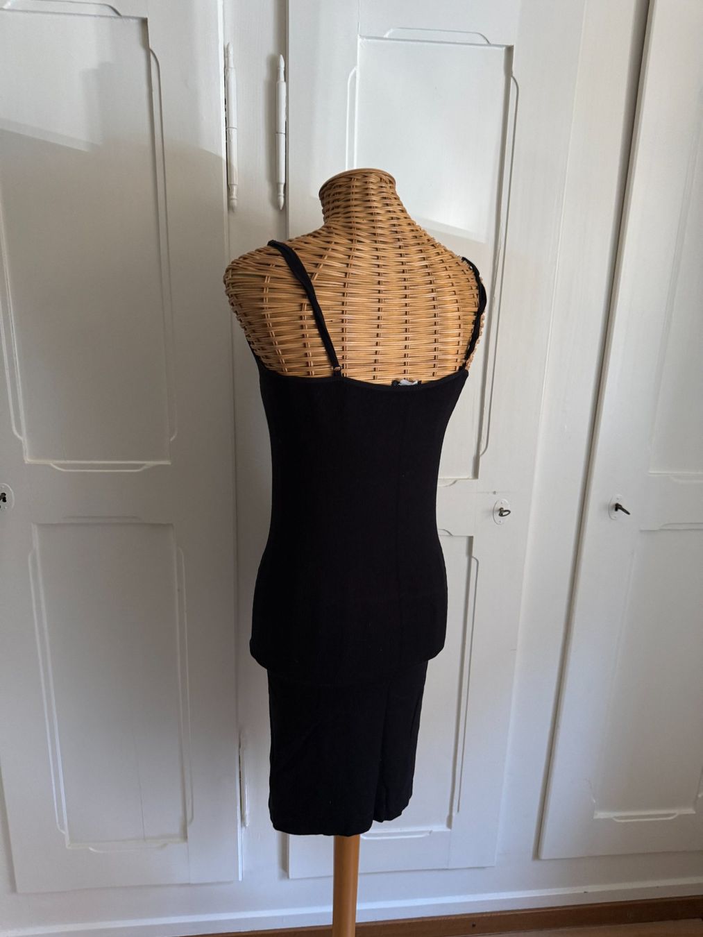 Tally Weijl Robes: Trägerkleid schwarz S – D'occasion à Zürich par Diazaio 2