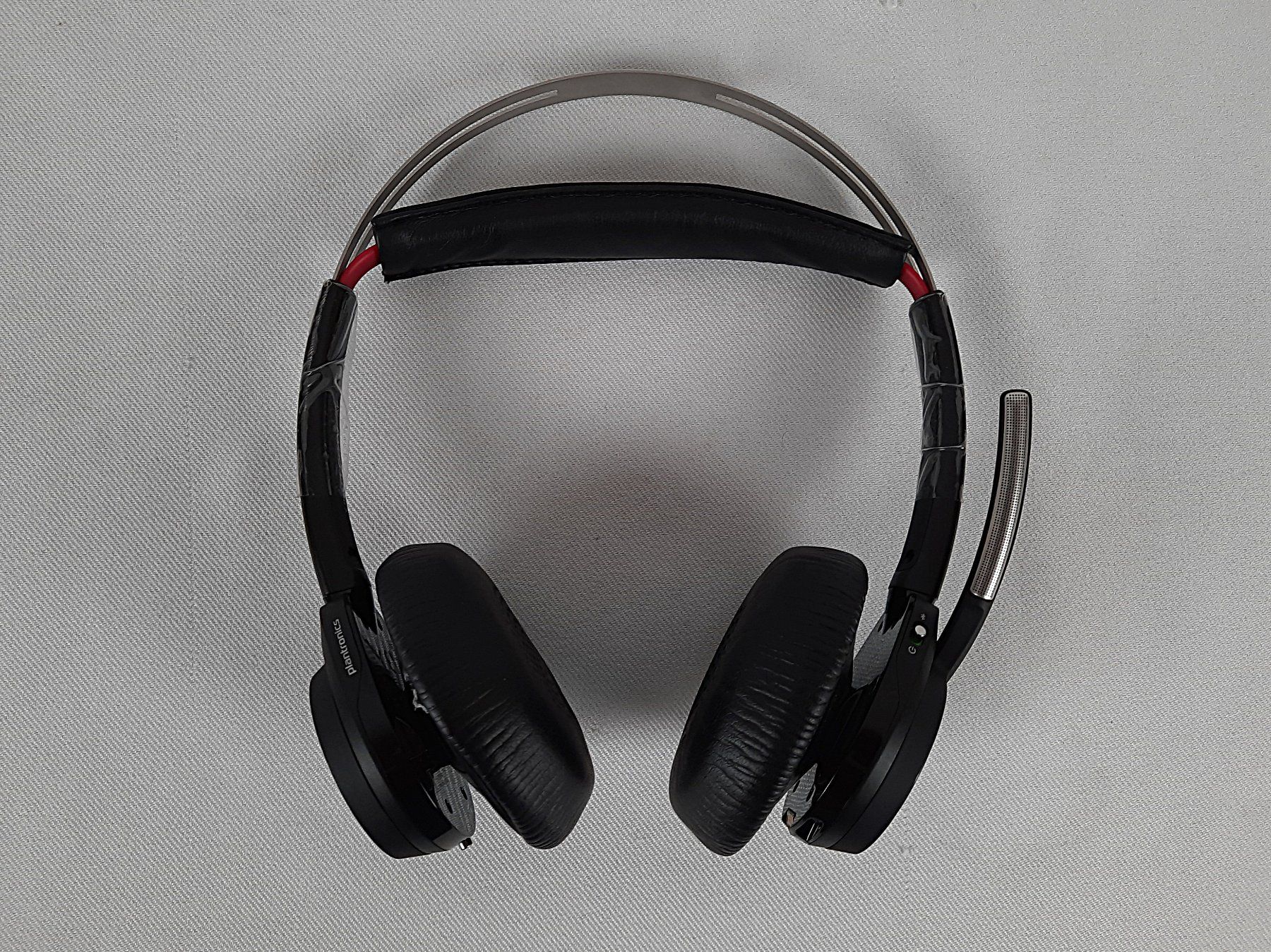 Plantronics Kopfhörer: PLANTRONICS Voyager Focus UC B825 Headset – Neu (gemäss Beschreibung) aus Beinwil am See von Restwert_Beinwil