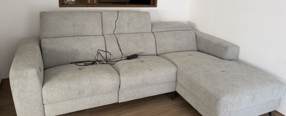 Livique Divani: Ecksofa Grau Relaxsofa Livique – Usato da Hirschthal venduto da GR7000