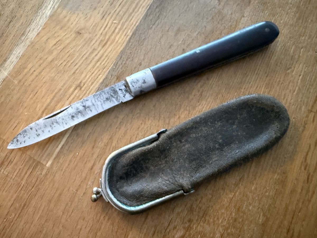 Solingen Couteaux de poche: Antikes Taschenmesser mit Ledertasche  – D'occasion à Goldach par Messerguru 2