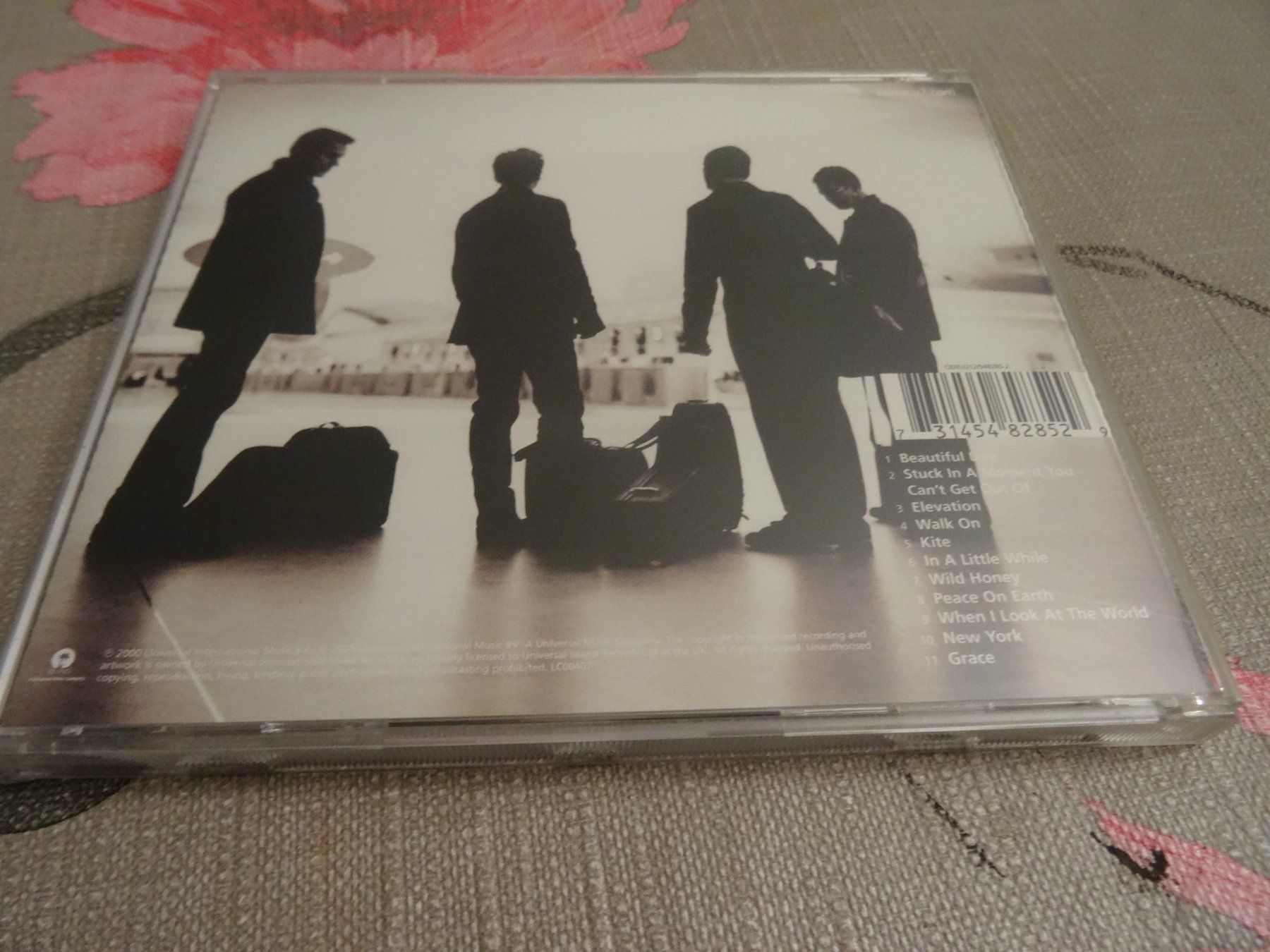 CD: U2 - All That You Can't Leave Behind CD – Usato da Olten venduto da Disc-Ausverkauf 1