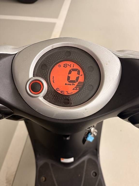 Scooters: OTTIMO AFFARE! Yamaha Neo's YN50 – Gebraucht aus Sorengo von lel_v62g 3