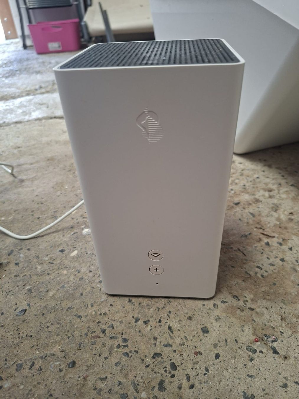Swisscom Modems & Router: Swisscom Internet-Box 2 inkl. Netzteil – Gebraucht aus Schmiedrued von lau_5zch 1