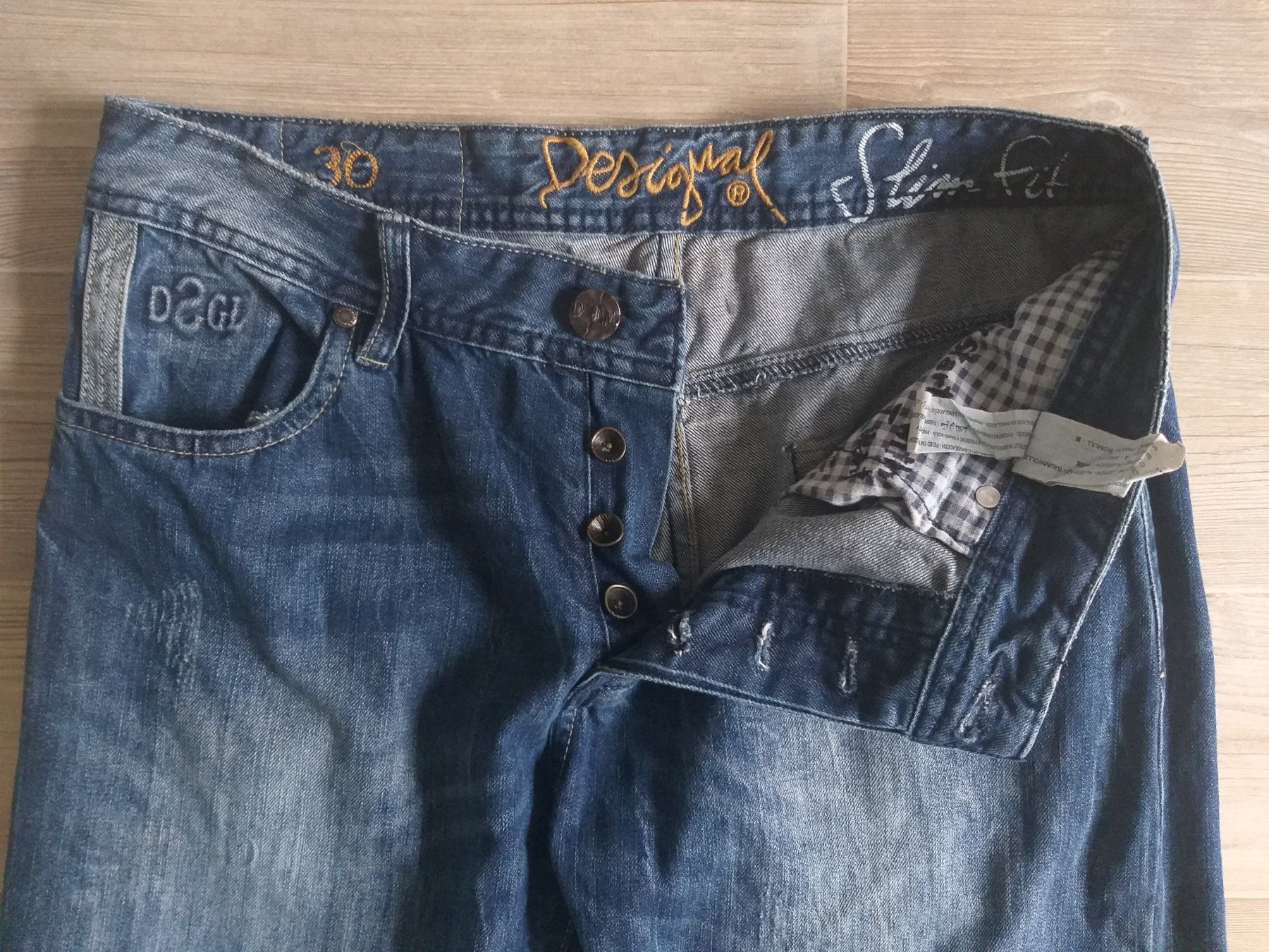 Desigual Jeans: DESIGUAL Jeans SLIM FIT taille / Grosse W30 – Usato da Cossonay-ville venduto da Super-Price-Quality 4