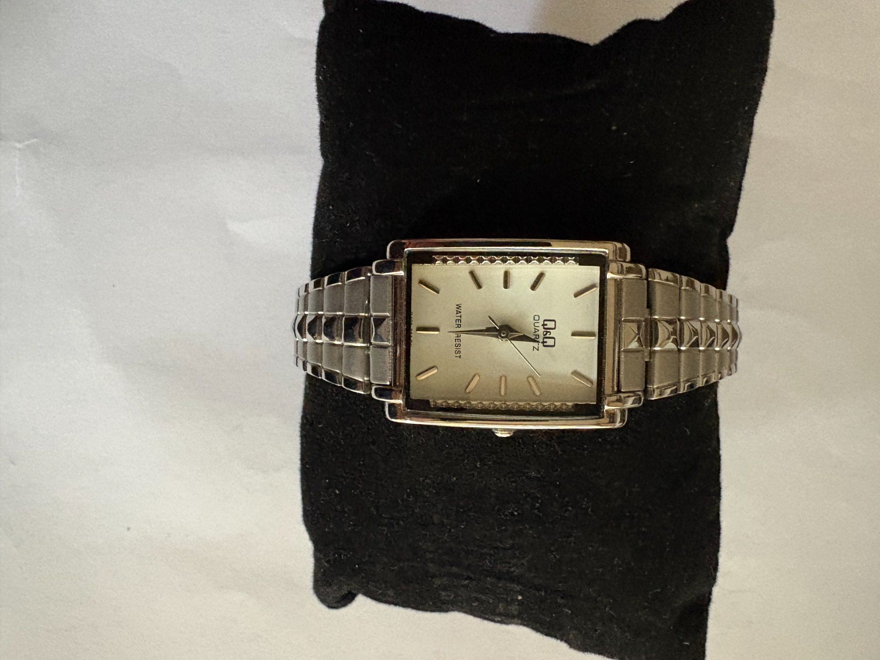 Citizen Orologi: Q&Q by Citizen Damenuhr – Nuovo (secondo la descrizione) da Winterthur venduto da UncleMikha-el 1
