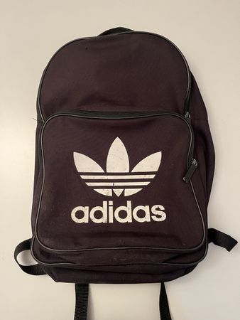 Schwarzer Adidas Rucksack, für Schule!