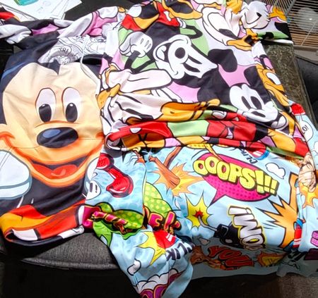 4 XXL KAPUZEN HOODIES MICKEY MOUSE & co