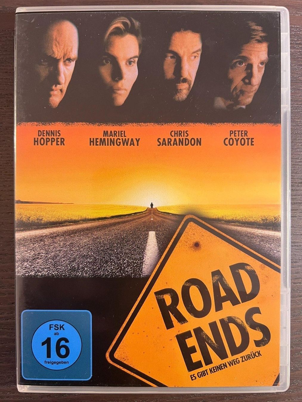 Alle DVDs: Road Ends – Gebraucht aus Zürich von FilmFreunde