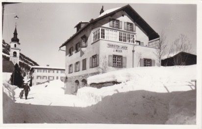 Cartoline postali: Bever, Engadin, Touristenlager. 1962 – Usato da Schlieren venduto da Rapaelli