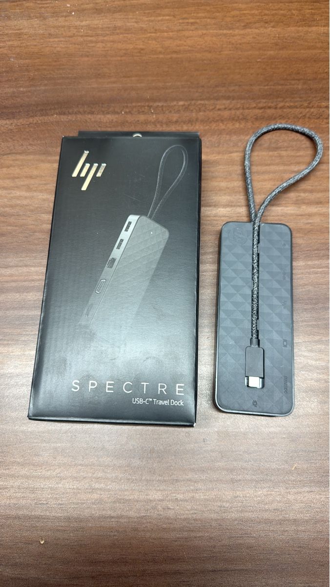 Hewlett Packard Docking station: HP Spectre USB-C Travel Dock – Usato da Hergiswil LU venduto da mechutaume