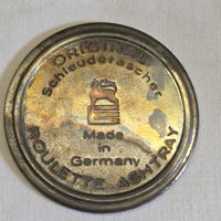 Emblem eines Wertvollem Aschenbechers..
