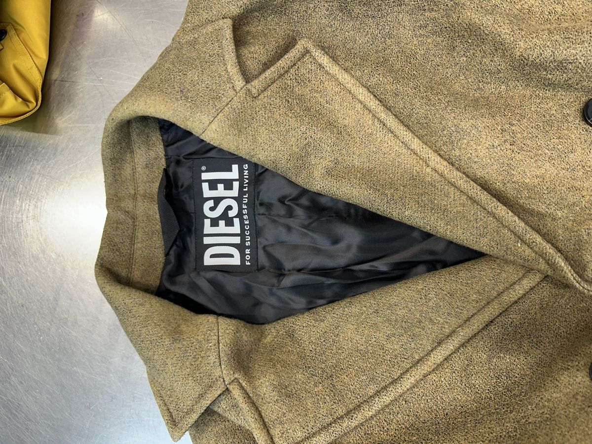 Diesel Cappotti: Diesel Mantel olivfarben – Usato da Schwende venduto da weesli 3