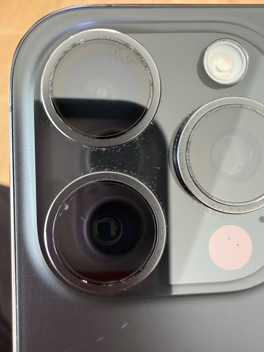 Apple Telefoni cellulari / Smartphones: iPhone 15 Pro Max 256GB titan black – Usato da Zürich venduto da bib_ds9n 4