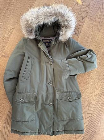Woolrich Arctic Parka Damen – Gr. M – Olivgrün