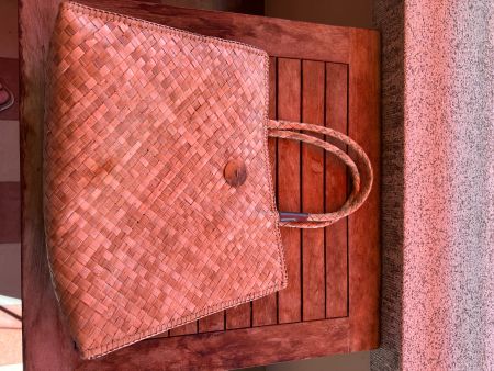 Sac à main artisanal en paille