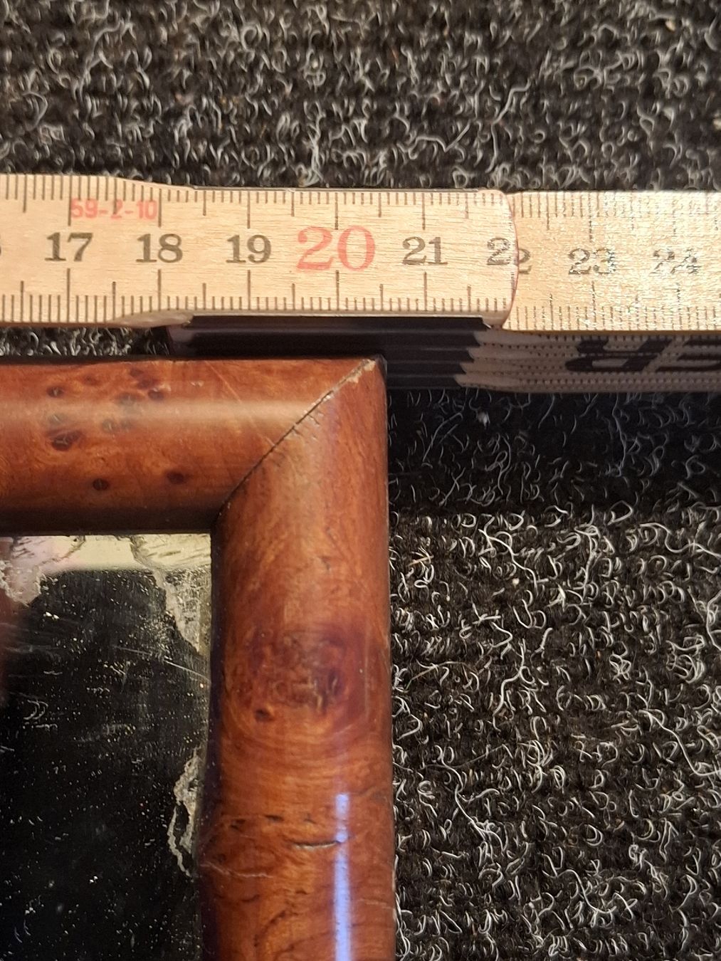 Specchi: Specchio in legno – Usato da Motto Blenio venduto da Vigio 3