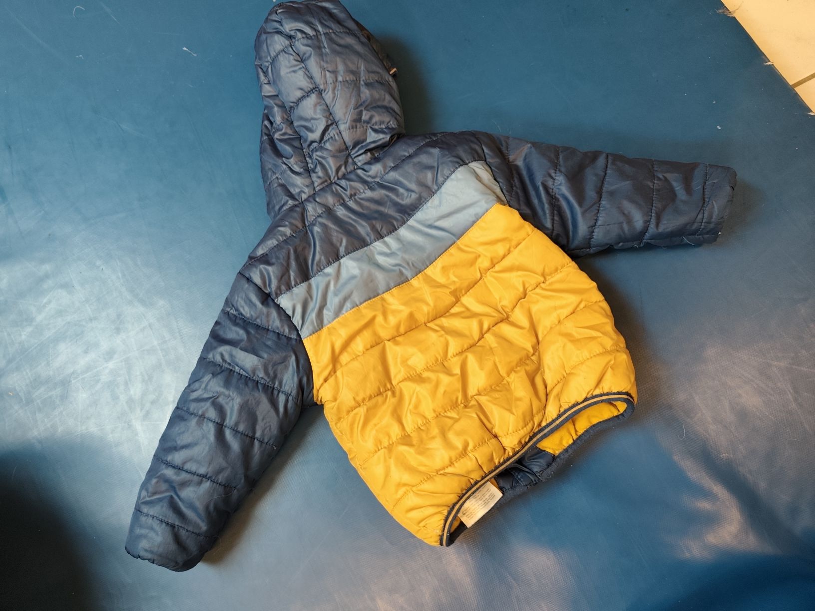 Giacche & Cappotti: Übergangsjacke Gr. 86 eher Gr. 80 – Usato da Sulz AG venduto da MayEi 1