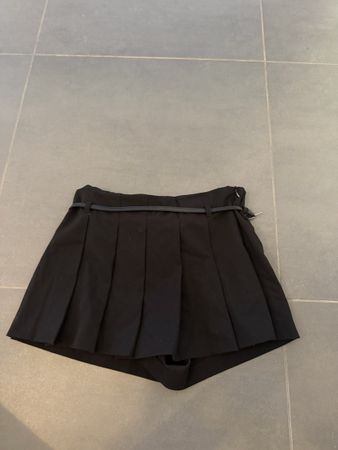 Hose rock mit gürtel Schwarz Grösse M 
