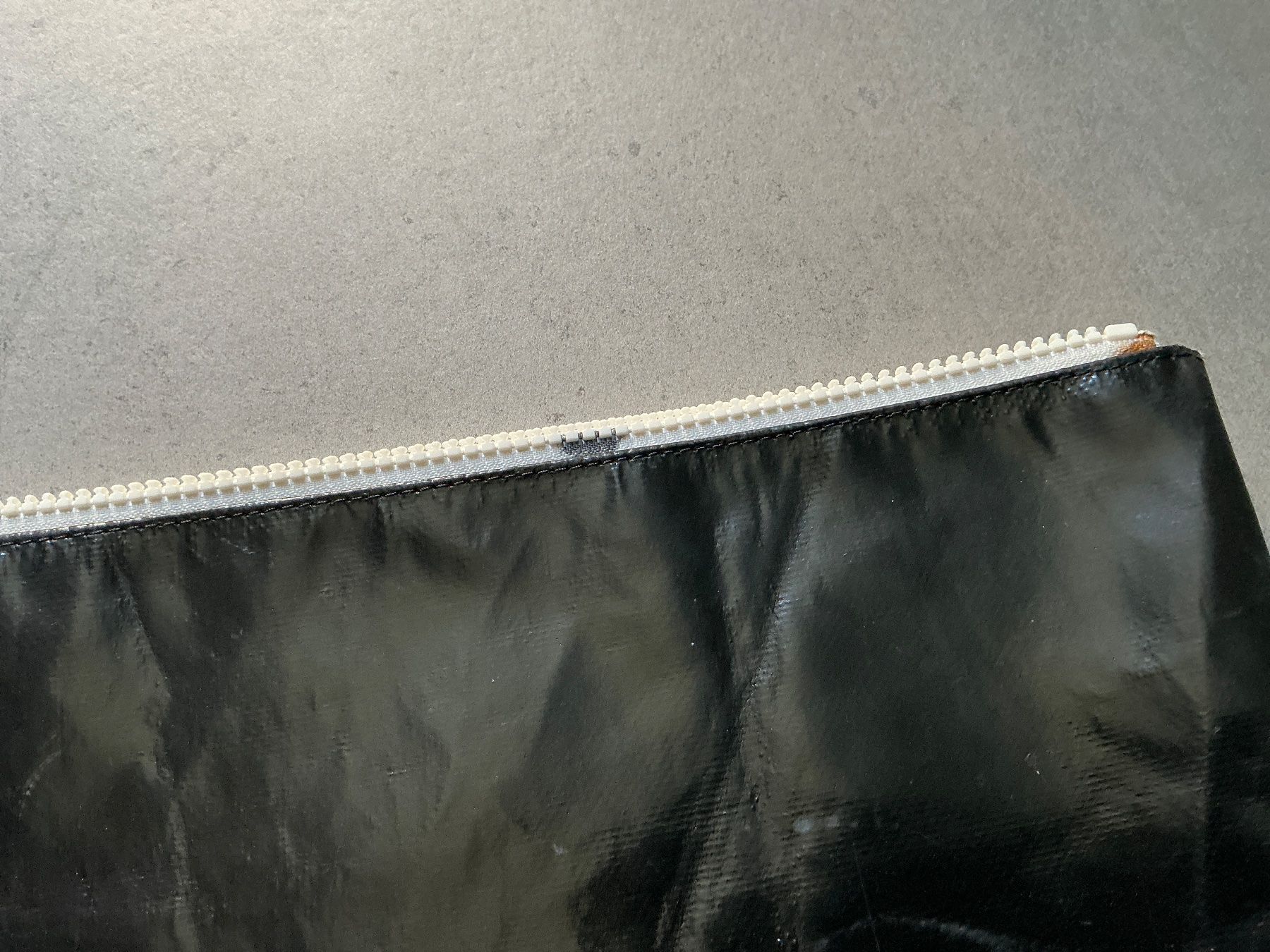 Freitag Schüler-Etuis: Freitag F08 DAN POUCH LARGE – Gebraucht aus Carona von LaDark11 6