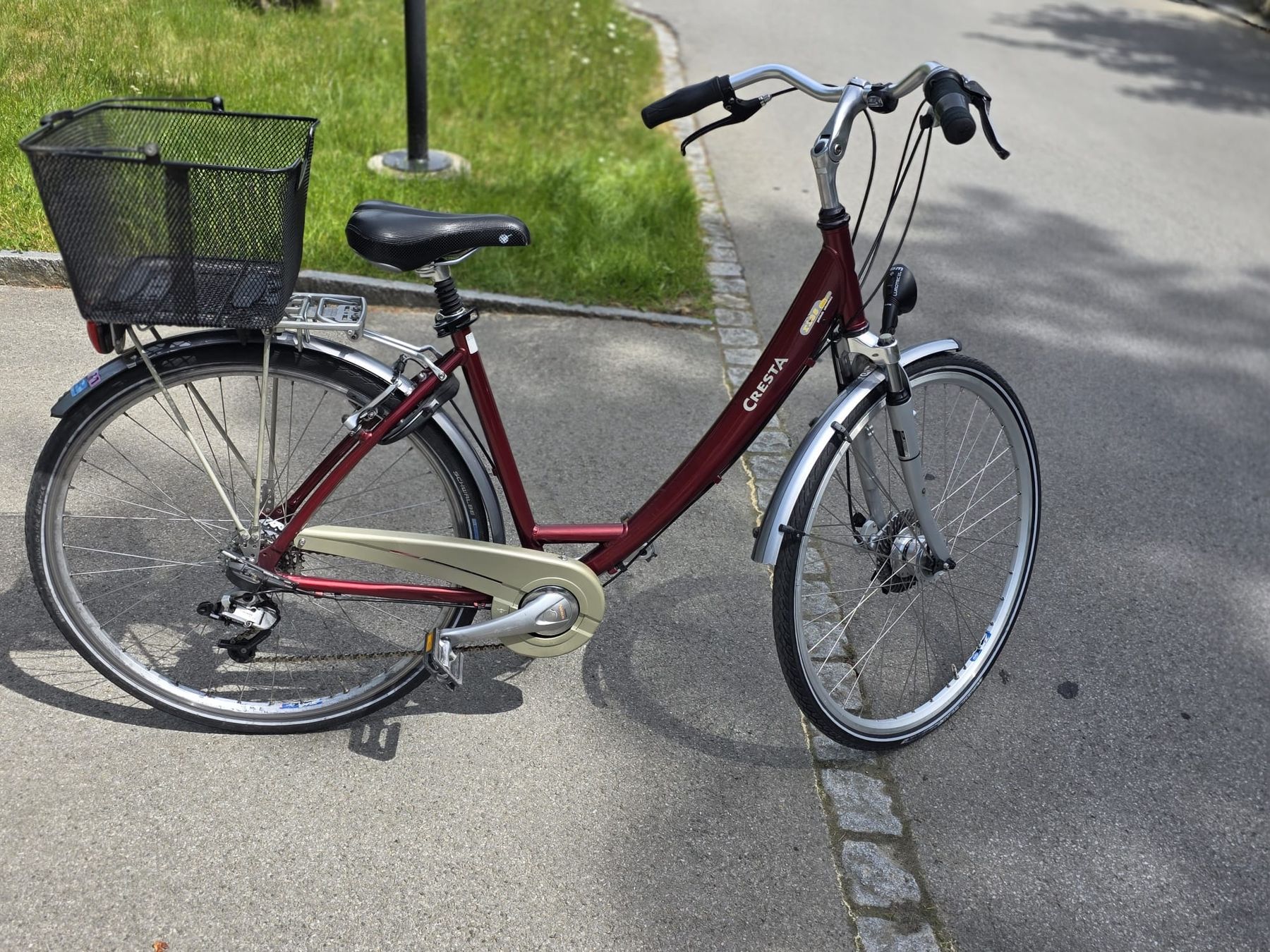 Cresta Citybike / Damenvelo mit Korb – sehr gepflegt (Gebraucht) in ...