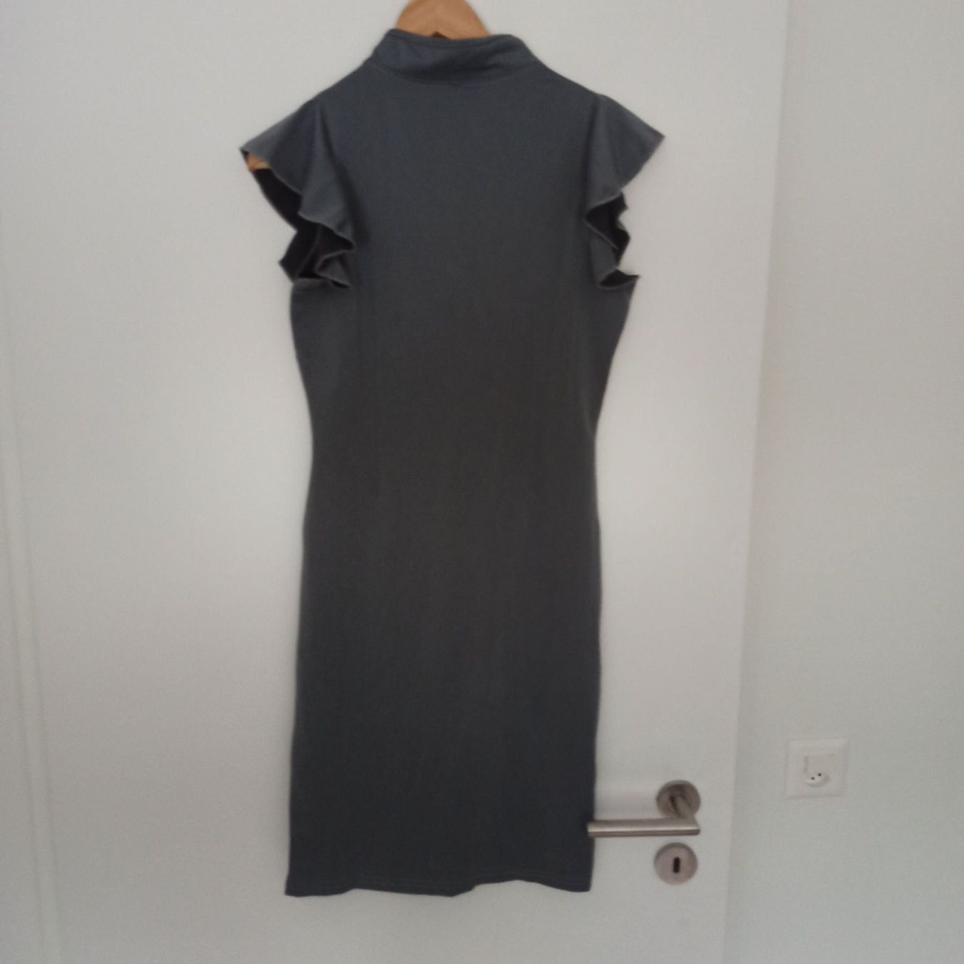 Vestiti: Wunderschönes Kleid in der Grösse M – Nuovo e nell'imballaggio originale da Dübendorf venduto da kb86_MOVIE 1