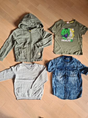 Lot de vêtements garcon 5- 6 ans