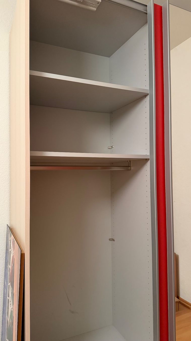 Pfister Schränke: Schiebetür Schrank – Gebraucht aus Bülach von lar.rech 1