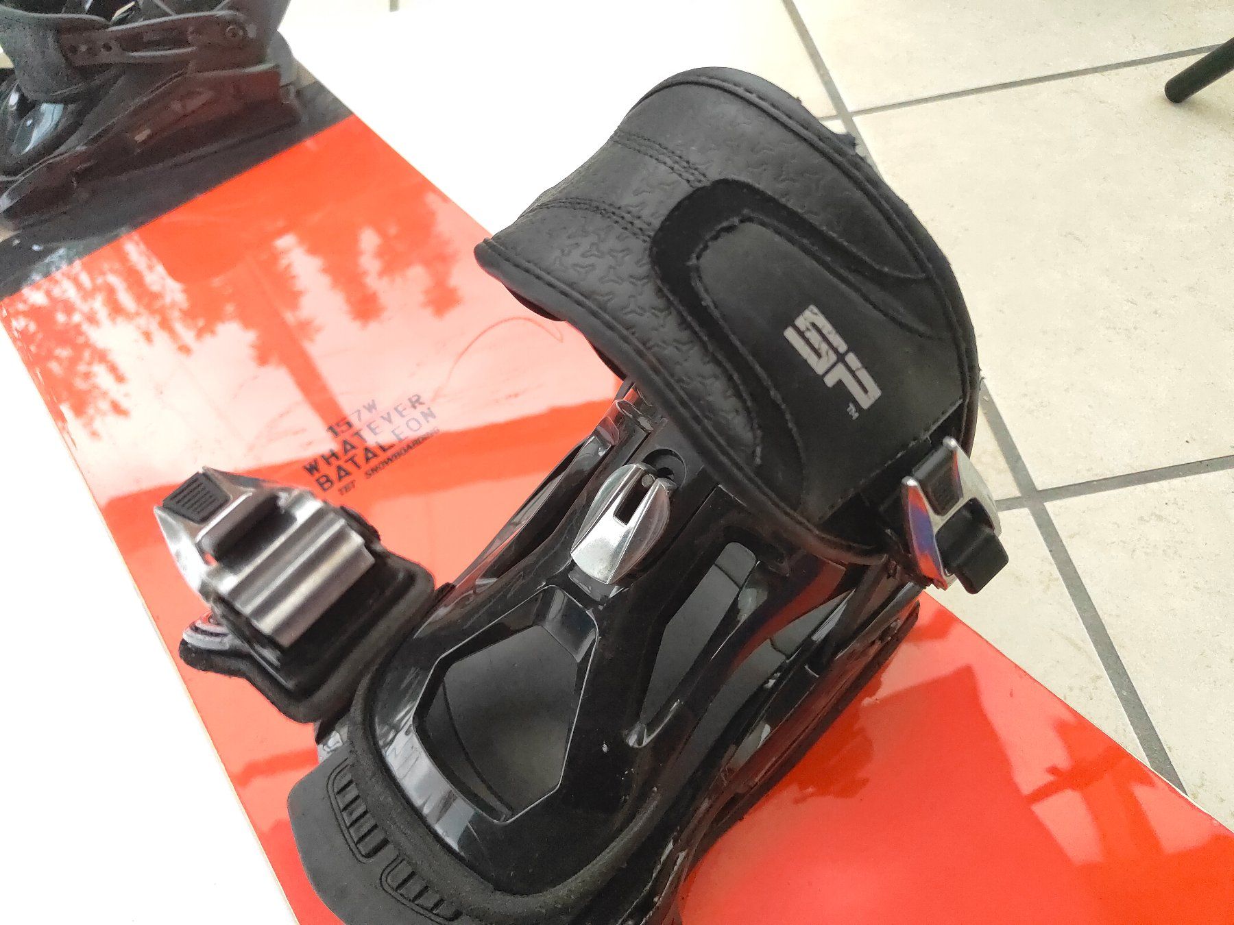 Bataleon Board: Bataleon Snowboard Whatever 157W TBT inkl. Bindung – Usato da Zürich venduto da mobilix 4
