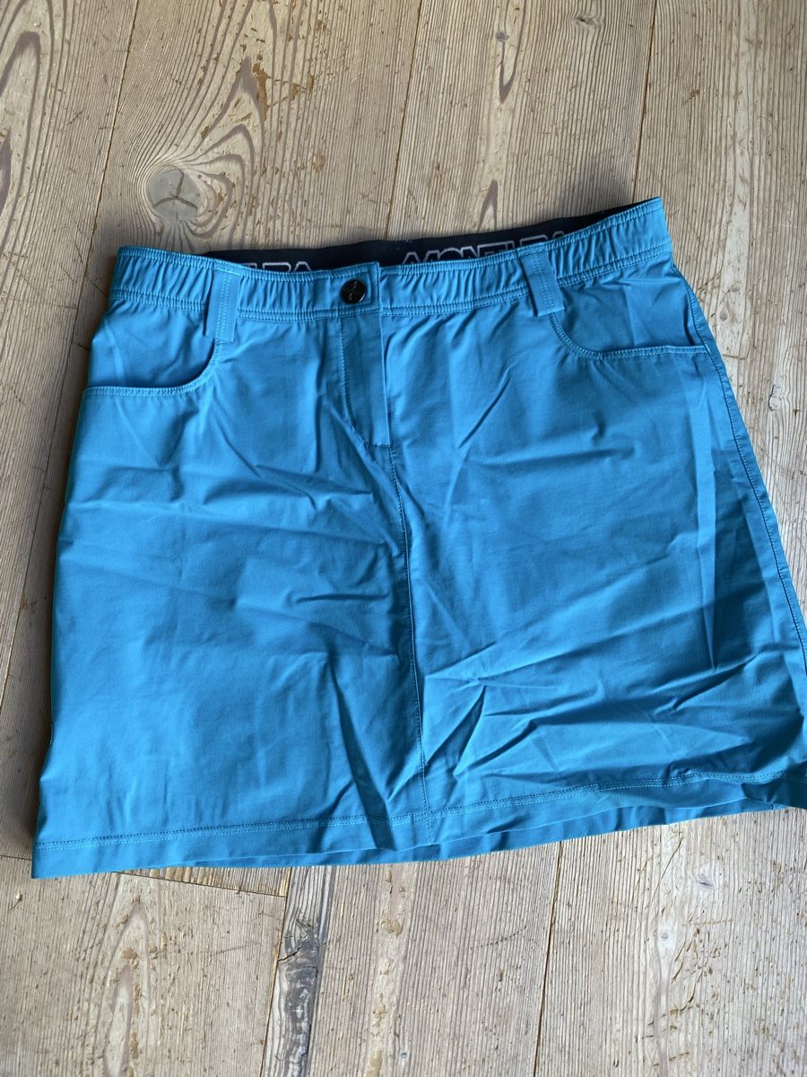 Gonne: Jupe de sport Montura. Taille S – Nuovo (secondo la descrizione) da Vercorin venduto da Forest0