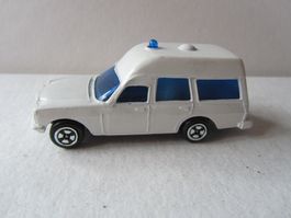 Mercedes-Benz 2200, Ambulance, Corgi Juniors - sehr schön
