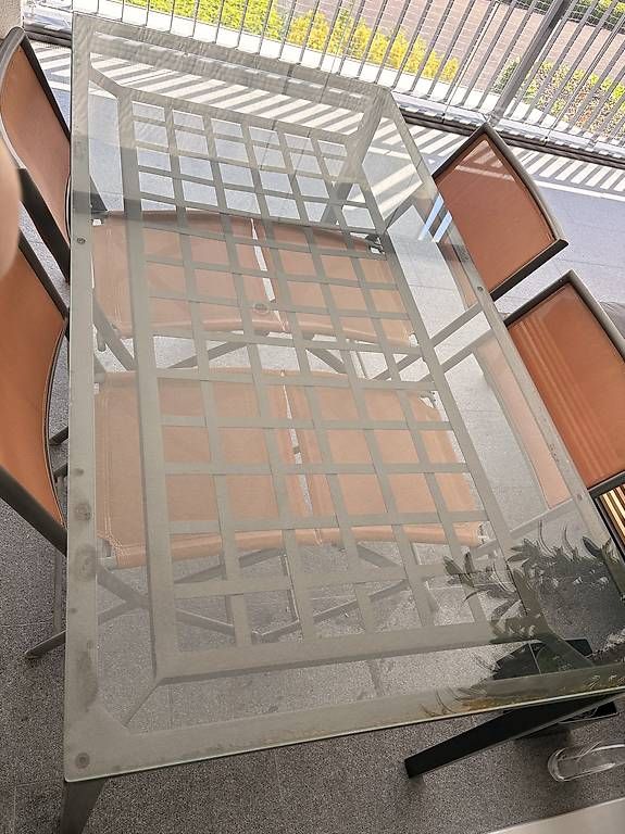 Set di tavolo e panche: Balkon-/Gartenlounge Set mit Glastisch & 6 Stühlen – Usato da Stäfa venduto da den_5qnz 1