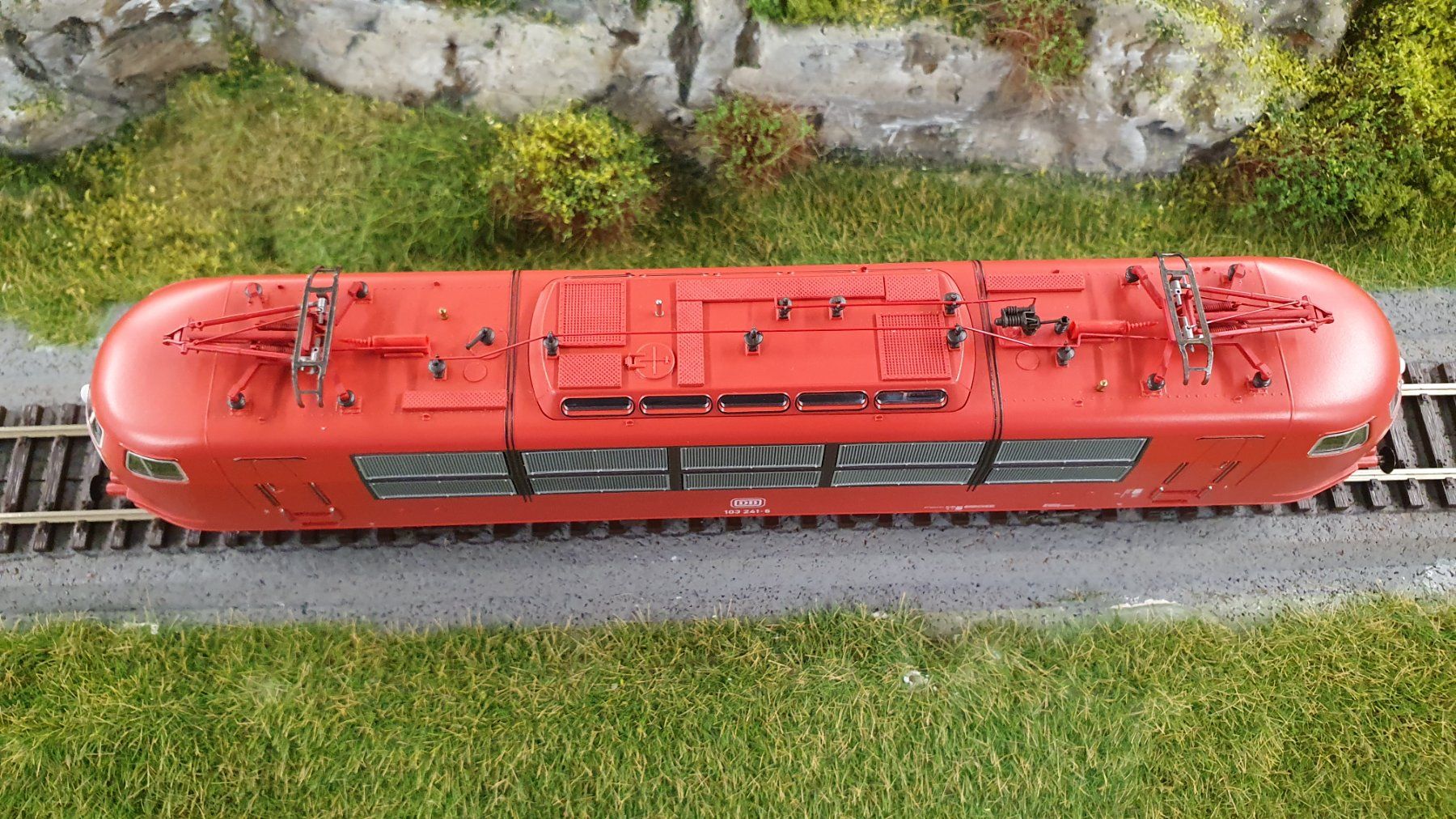Roco Modelleisenbahnen: Roco 62371 DB BR 103 241-6 orientrot, Ep V – Neu und originalverpackt aus Würenlos von juruth 3