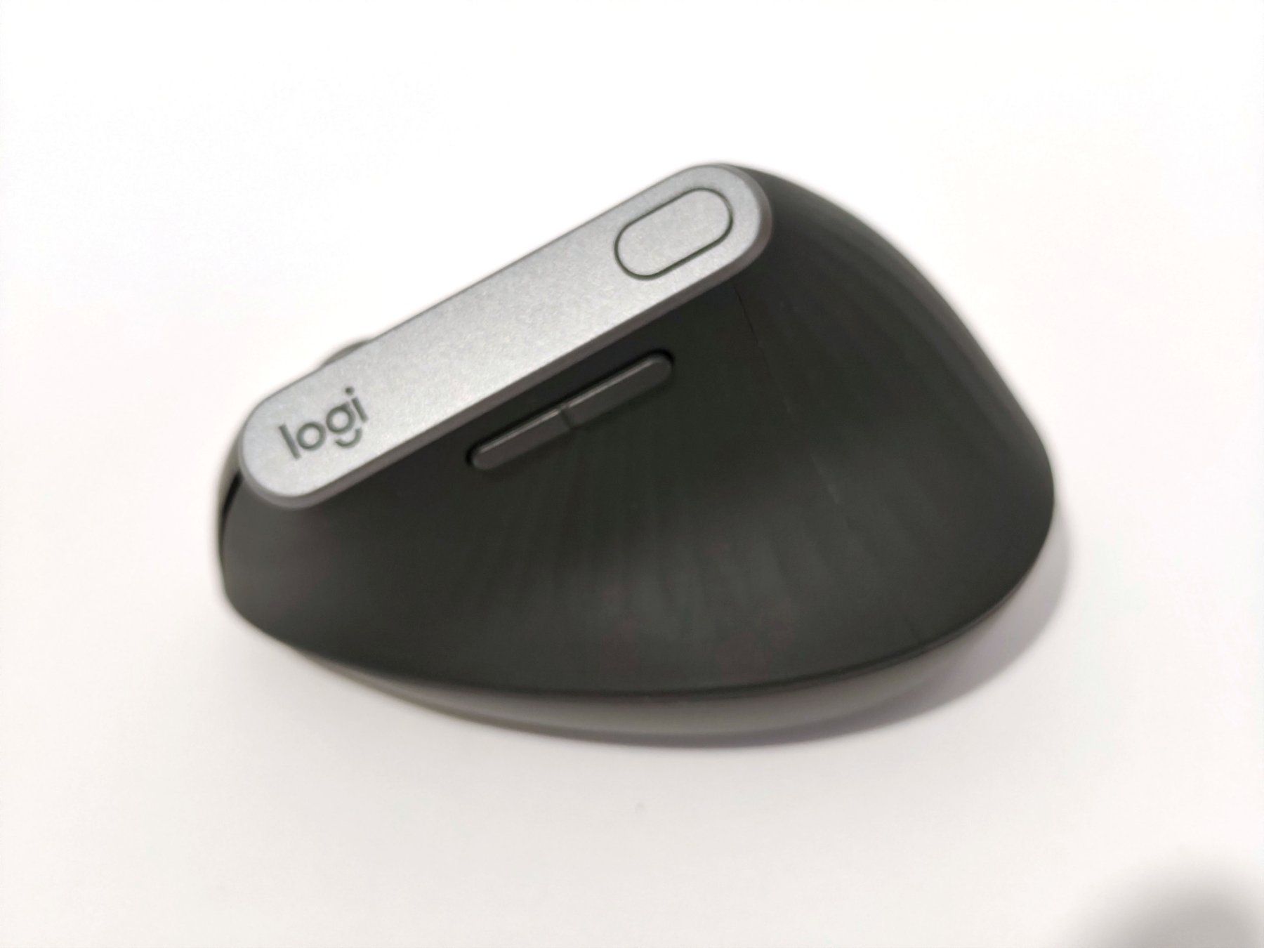 Logitech Mouse: Logitech MX Vertical Maus - mit Garantie – Usato da Wil SG venduto da anhe87 3