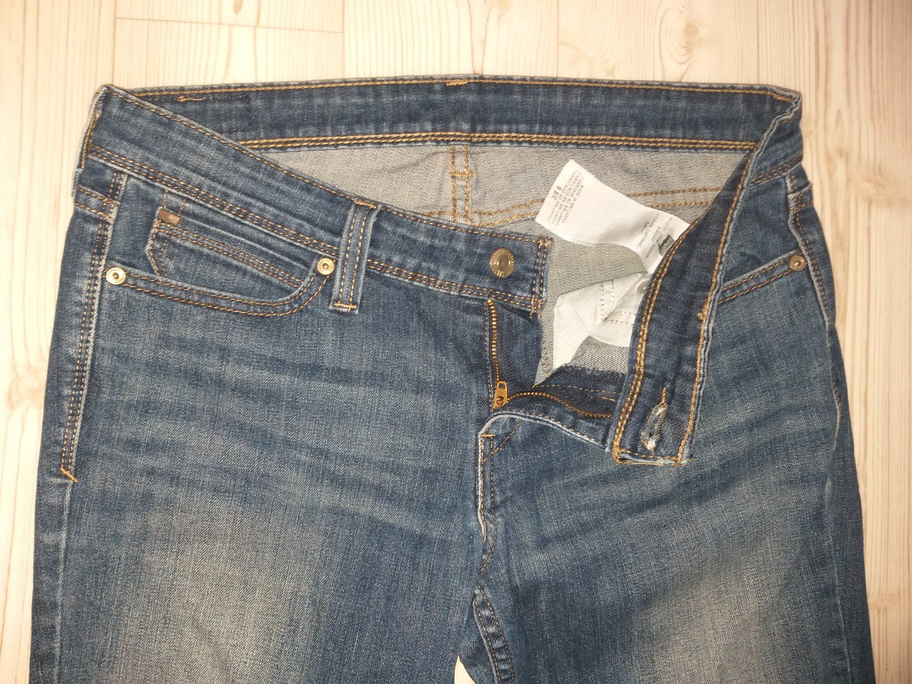 Levi's Jeans: LEVIS STRAUSS  Jeans    Taille / Grosse 9S – Usato da Cossonay-ville venduto da Super-Price-Quality 2