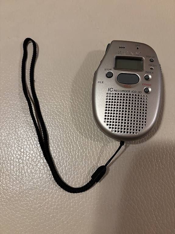 Sony Registratori: Dictaphone numérique SONY – Usato da Vessy venduto da ongaros