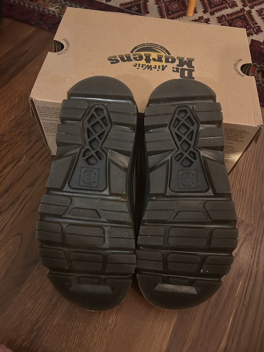 Dr. Martens Damenschuhe: Dr Martens green suede Clogs EU38 – Neu (gemäss Beschreibung) aus Zürich von AriadneK 4