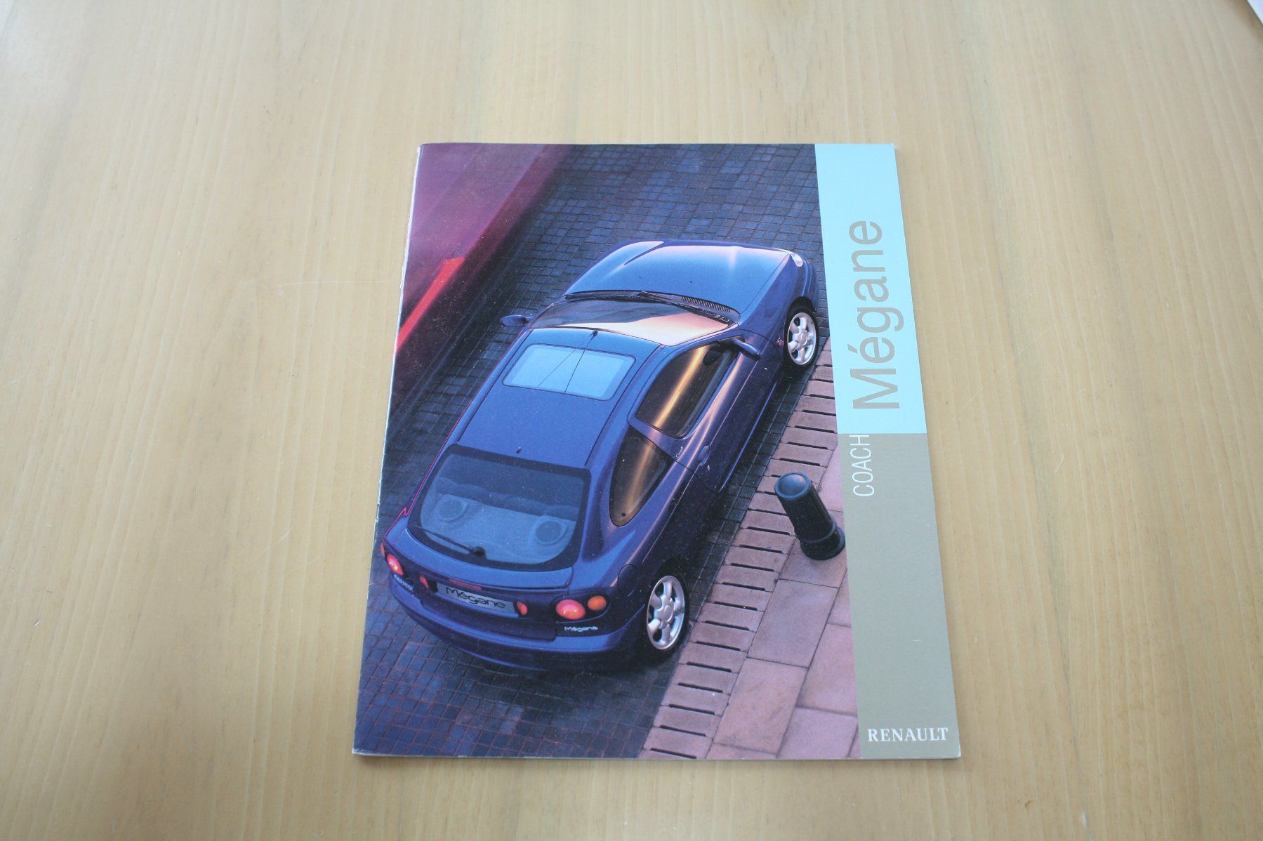 Renault Dokumente: Renault Mégane Coach Prospekt 8/1998 – Gebraucht aus Wikon von erwin400