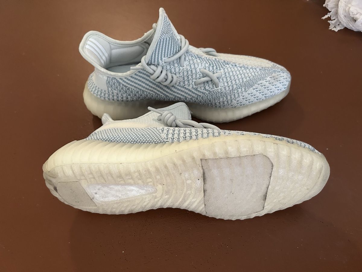 Adidas Scarpe da uomo: Yeezy Cloudwhite 42 2/3 – Usato da Bern venduto da LopXit