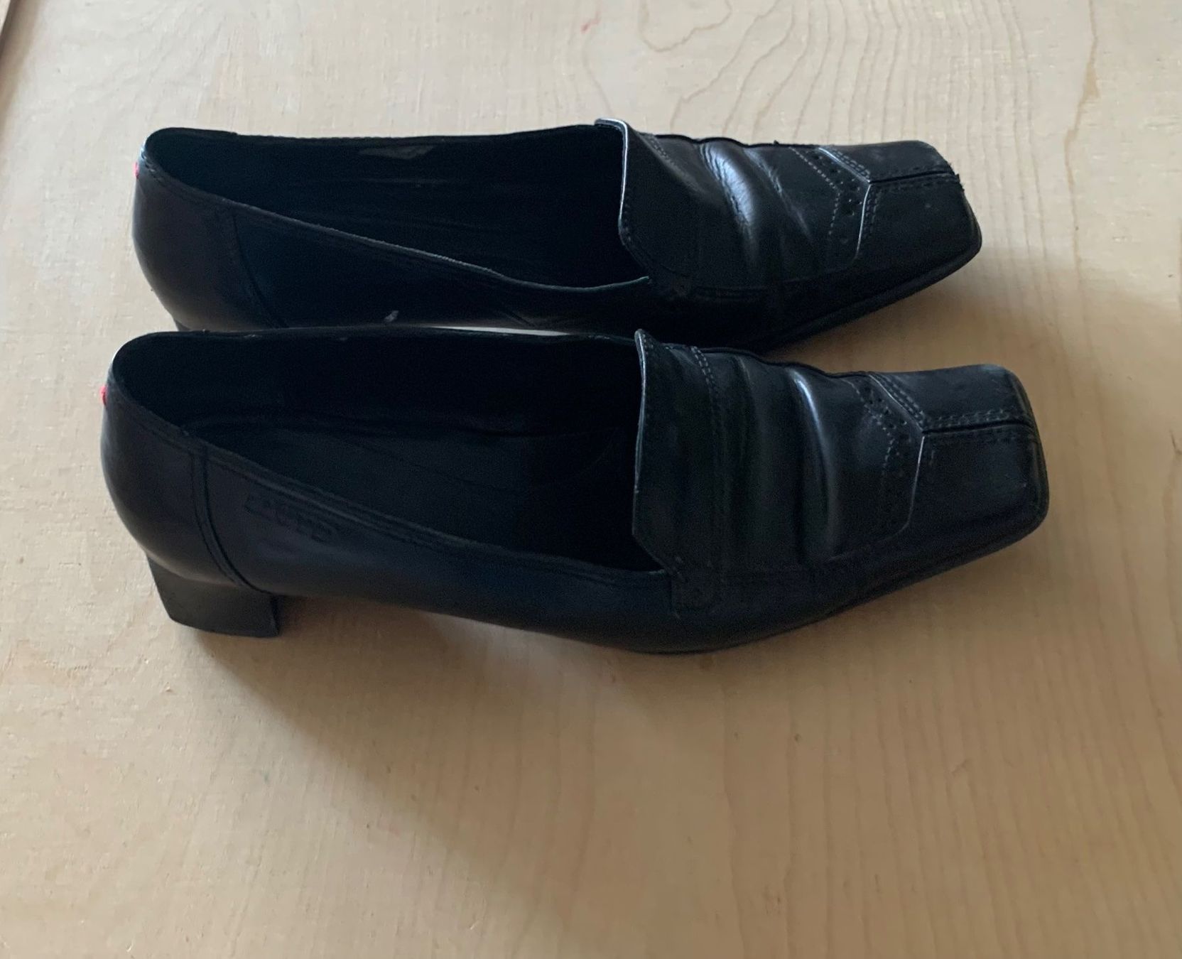 Lloyd Chaussures femmes: Schuhe von Lloyd Gr. 40 – D'occasion à Arbon par Dahe72 1