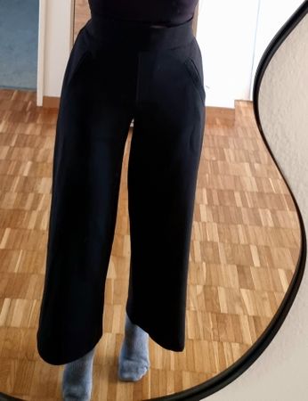 Damen Culotte JSY schwarz Grösse XS/30 neu
