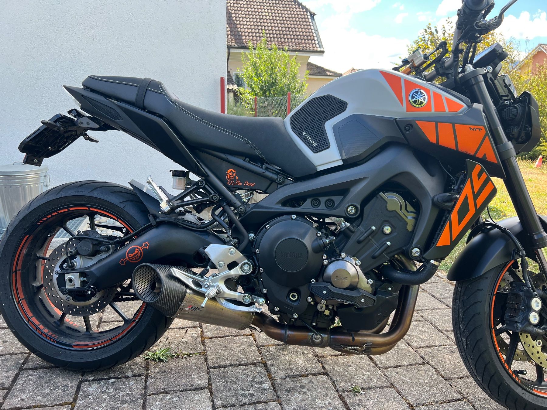 Yamaha Strada: Yamaha MT09 Zard – Usato da Onnens VD venduto da FB_Onnens