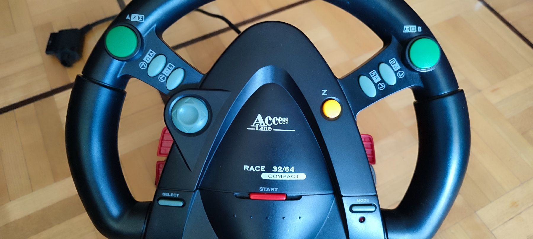Controller: Guillemot Race 32/64 Compact Lenkrad gebraucht. – Usato da Biel/Bienne venduto da ruggi03 1