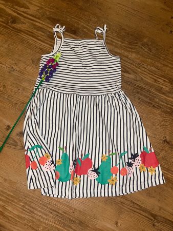 Gestreiftes Kleid 122 Palomino - neuwertig