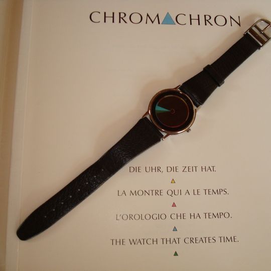 Orologi: Farbzeituhr – Nuovo e nell'imballaggio originale da Regensberg venduto da Qanussa