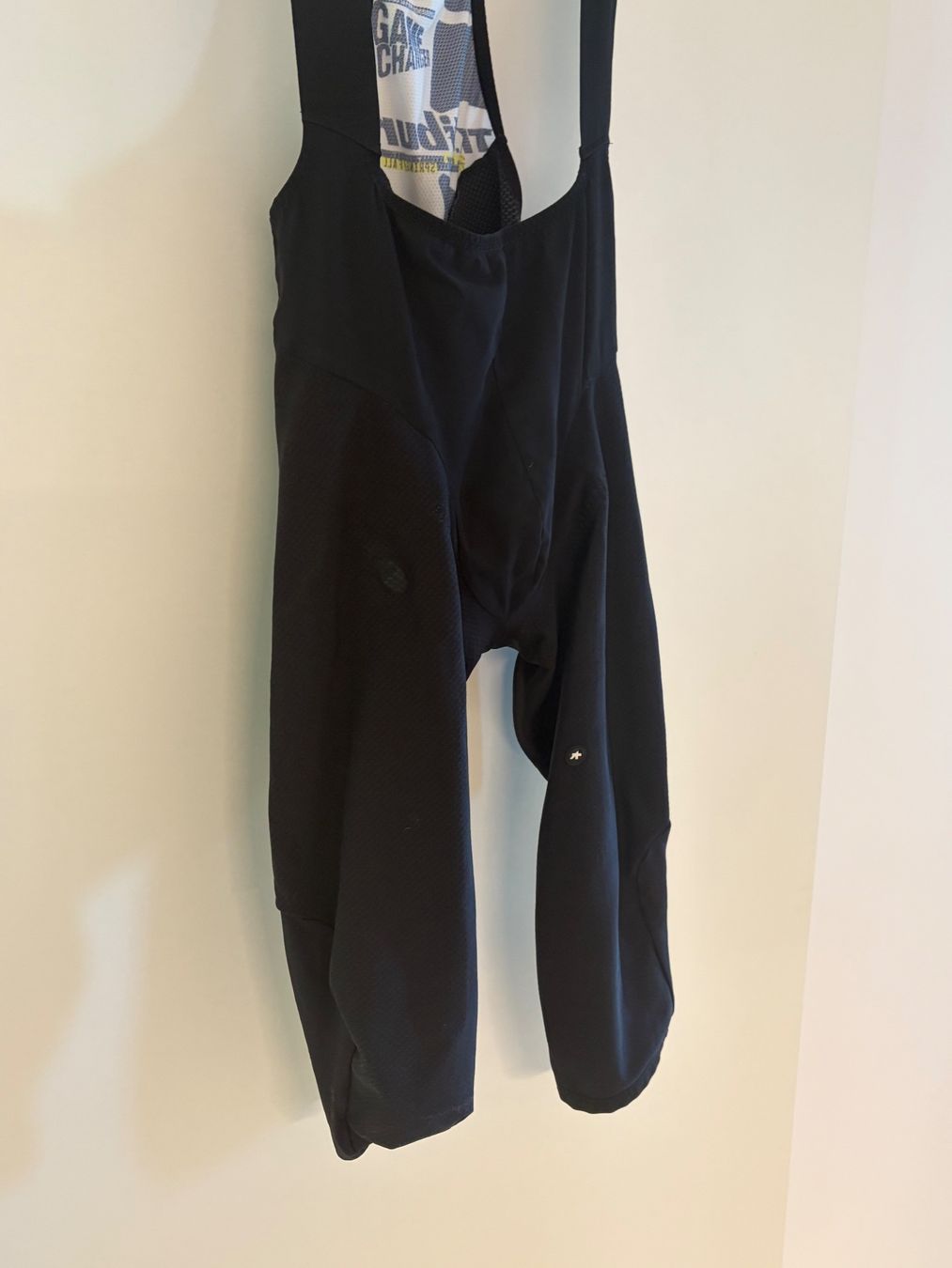 Assos Pantaloni: Assos 3/4 Trägerhose schwarz – Usato da Yens venduto da jelpet84 3