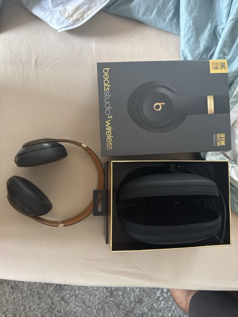 Beats Kopfhörer: Beatstudio wireless studio 3 – Gebraucht aus Bern von fab_tx65