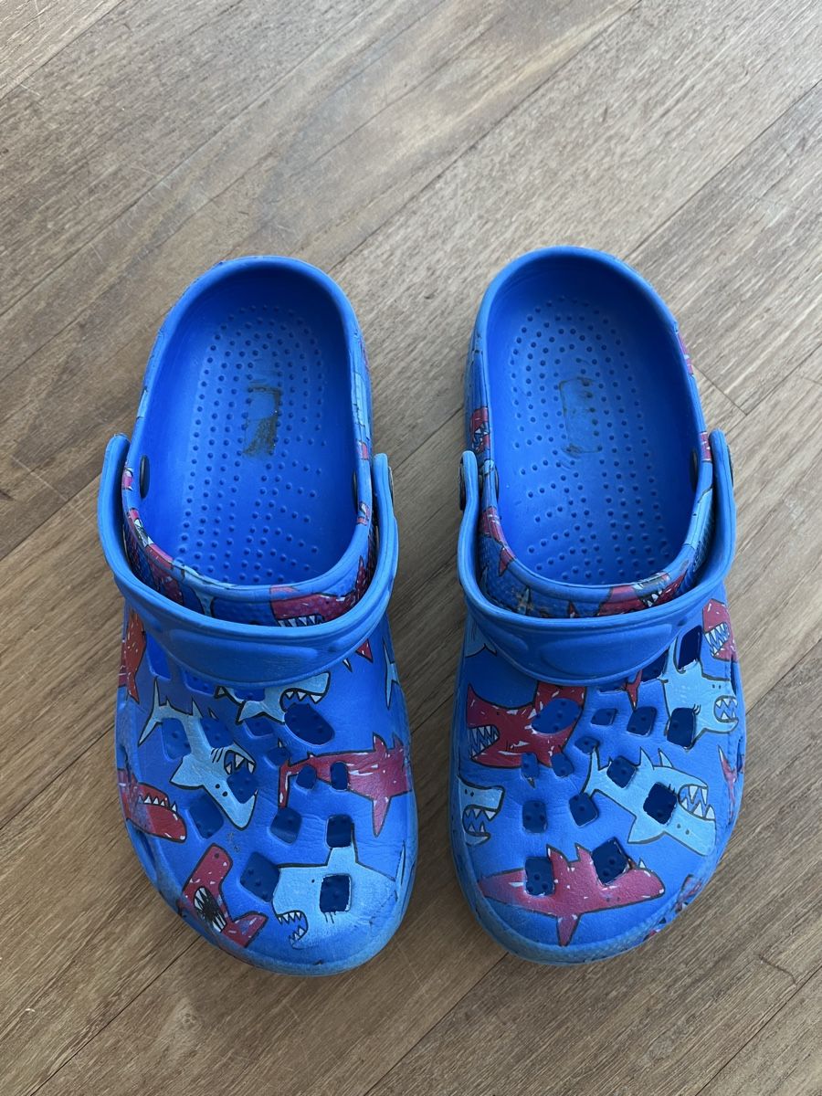Scarpe per ragazzi: Glogs / Wasserschuhe Gr. 33 – Usato da Luzern venduto da Aldabema